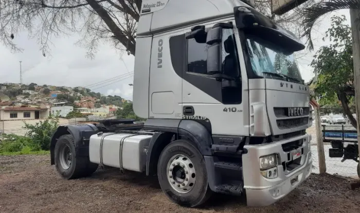 SUPER OFERTÃO!!! Iveco Stralis 410NR 490S41T ano 2011/2012, 4×2, teto alto, cabine leito