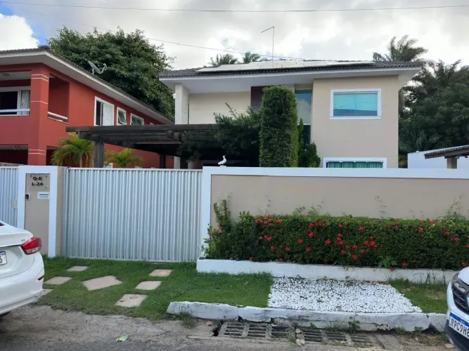 Casa em Condomínio Fechado  Lauro de Freitas