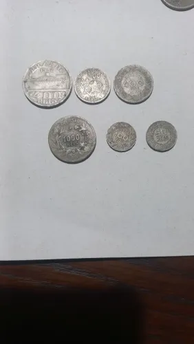 Moeda de 100, 50, 400 e 1000 reis