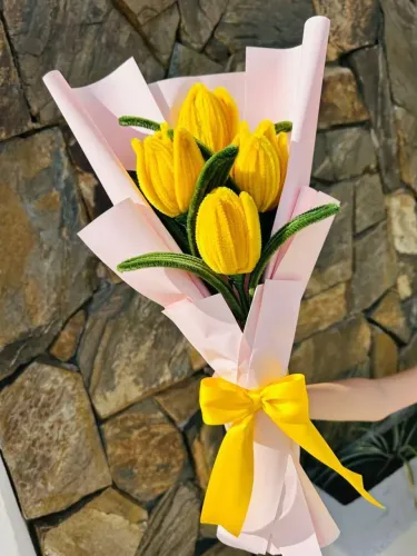 Buque tulipas amarelas