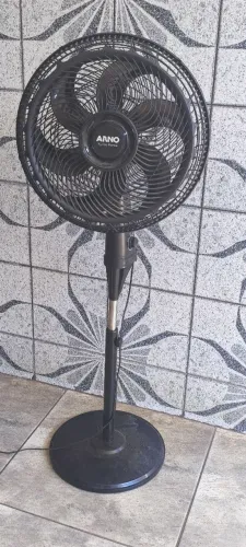 Ventilador pedestal Arno 