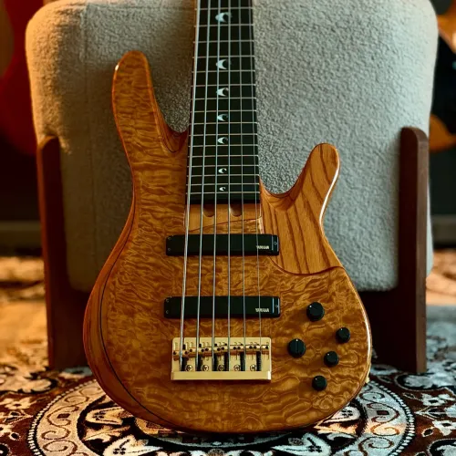 Baixo Yamaha TRB JP2 