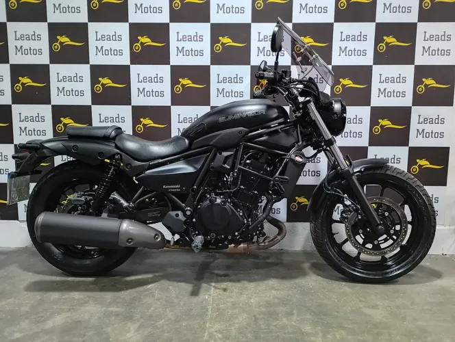 Kawasaki ELIMINATOR 500
