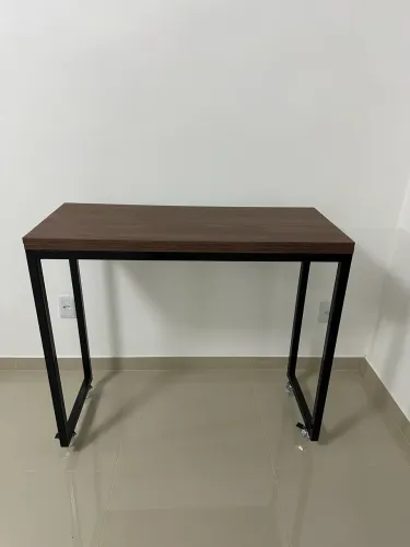 Mesa de canto - Aparador