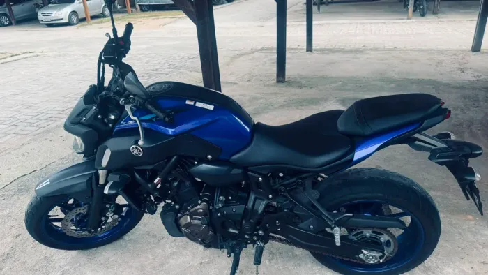 Yamaha MT 07 impecável unico dono
