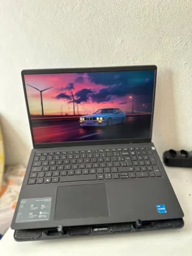 ? Notebook Dell Inspiron 15 3511 i5 11ª Geração | SSD 256GB | 8GB RAM