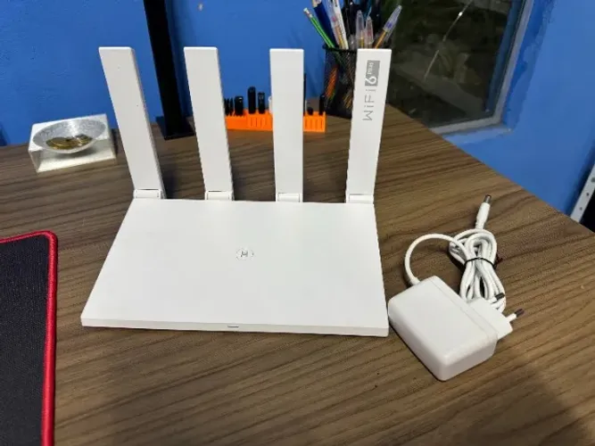 Roteador Huawei Wi-Fi 6 AX3 3000Mbps Gigabit