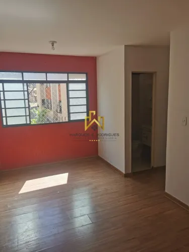 APARTAMENTO À VENDA - ÓTIMA OPORTUNIDADE