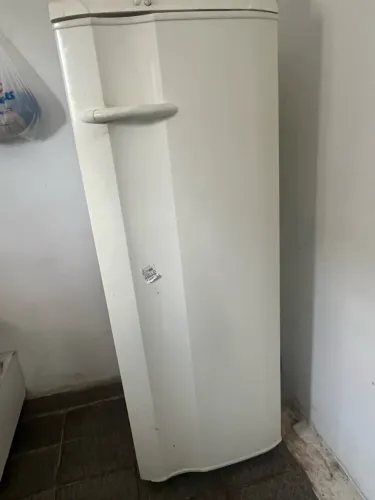 Vendo Geladeira