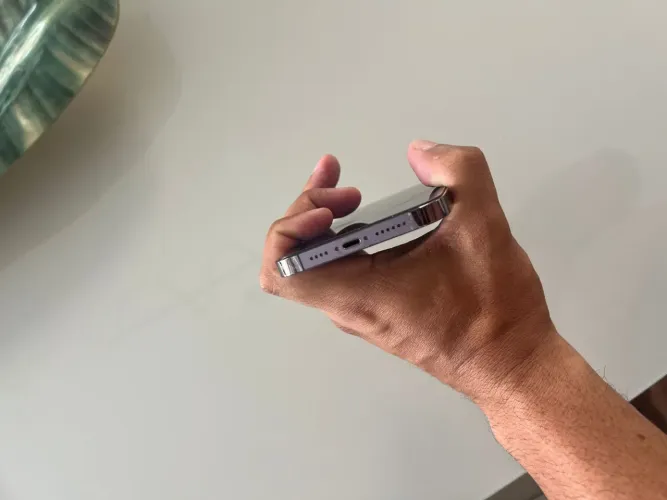Troco iPhone 14 Pro Max 256gb em iPhone 17 pró ou pro Max mais 2.500 no pix