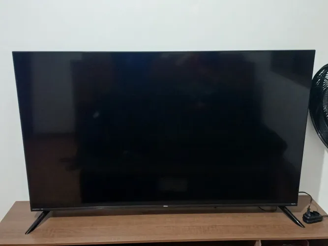 TV PHILCO ROKU SMART 58'