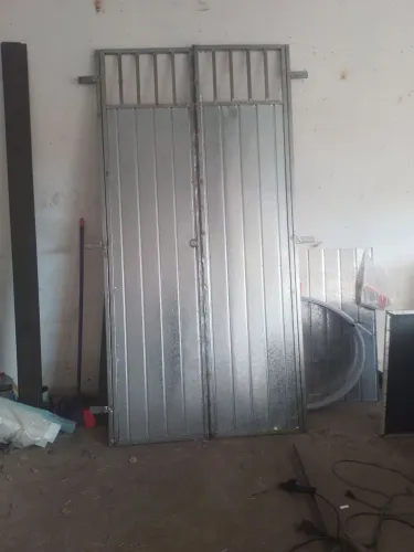 Esquadria de ferro