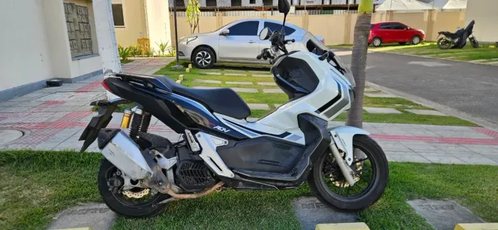 Honda ADV 150 pra vender 