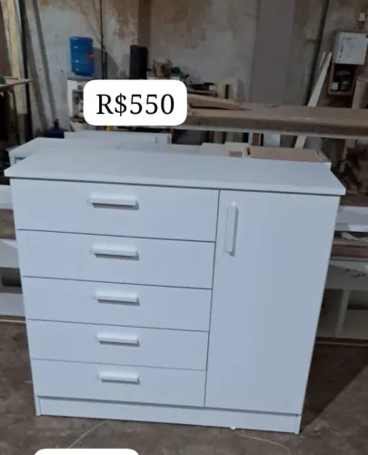 Cômoda grande