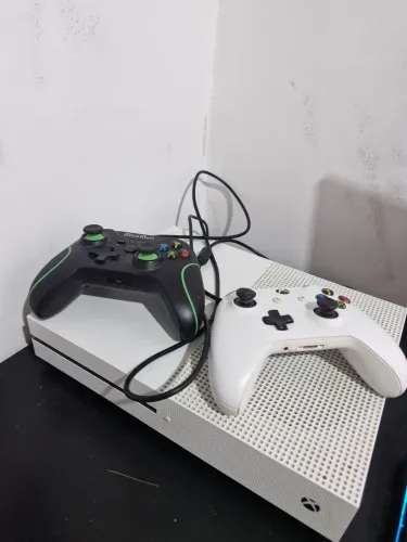 Xbox One S