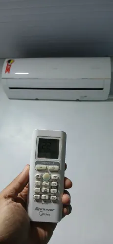 SPLIT MIDEA 12000 BTUS