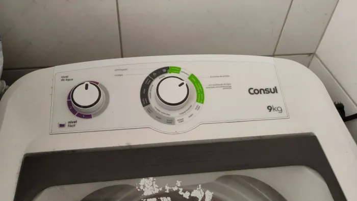 Máquina de lavar Consul 9KG bom estado de conservação.