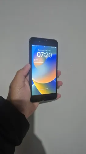 IPhone 8 plus (leia a descrição).