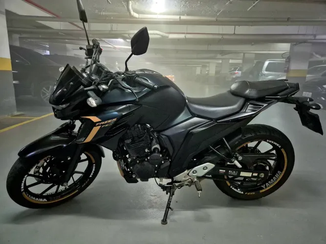 Yamaha Fazer FZ25 2024