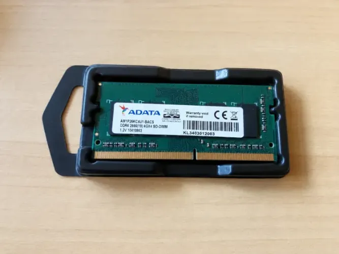 Memória RAM ADATA 4GB DDR4 2666MHz SO-DIMM para Notebook
