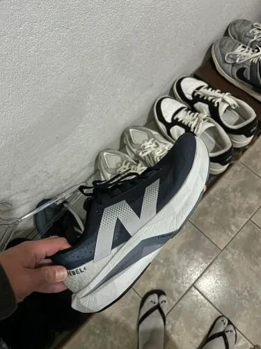 New Balance FuelCell Rebel V4