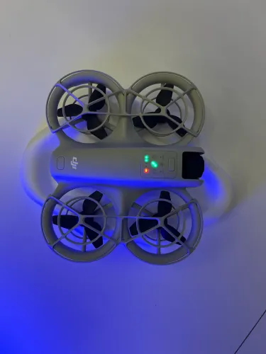 DRONE DJI NEO COM DEFEITO