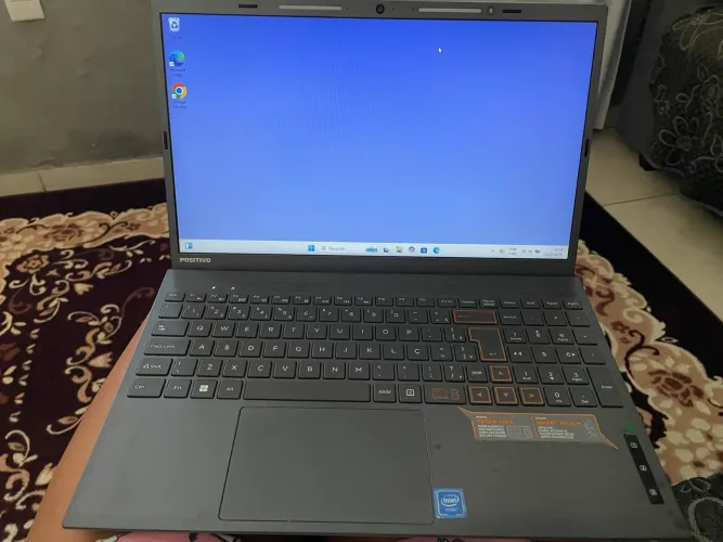 Notebook Positivo Vision C14 Celeron 4GB 128GB Windows 11 Cinza