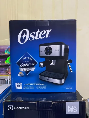 Cafeteira espresso Oster OCAF900 Digital
