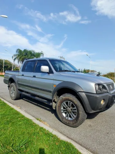 Mitsubishi L200 Sport HPE 2.5 4X4 CD DTI Dies. Aut. 2007
