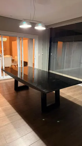 Mesa de jantar Formato