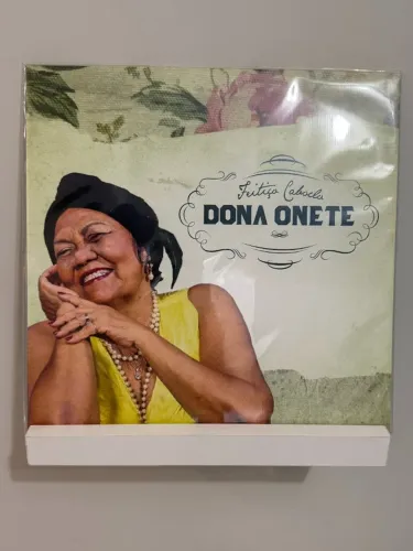 Dona Onete - Feitiço Caboclo LP | Vinil verde mesclado | Lacrado | Três Selos Rocinante 