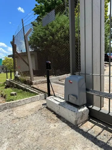 Sensor antiesmagamento para movimentador de portão
