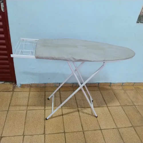 Tábua/mesa de passar roupas