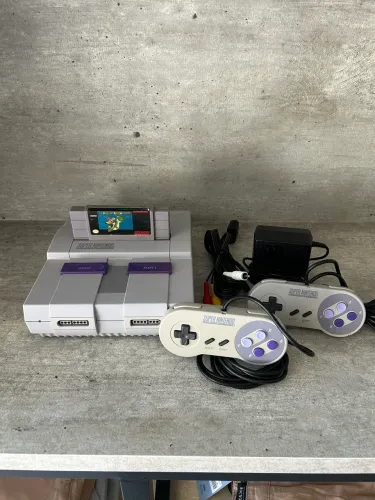 Super Nintendo (tudo original)