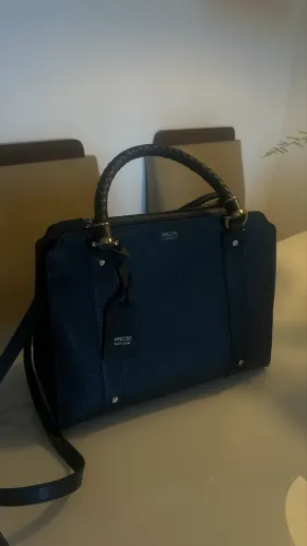 Bolsa Arezzo seminova, em excelente estado.