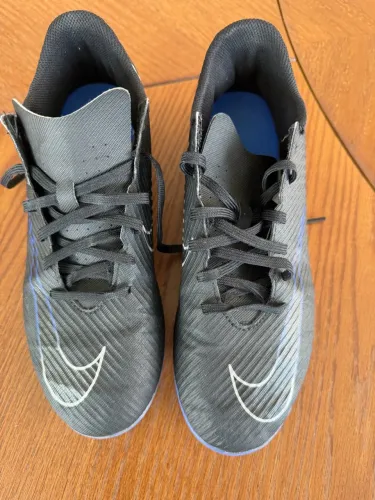 CHUTEIRA NIKE ORIGINAL PRETA NÚMERO 39 MASCULINO