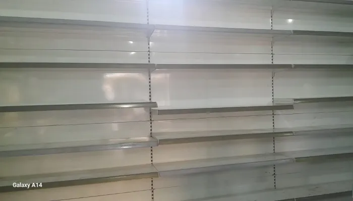Prateleira para comércio