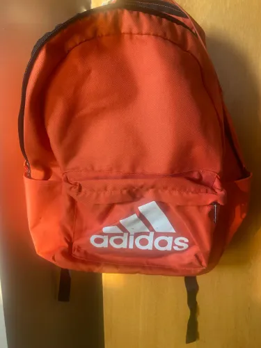 Mochila adidas laranja 