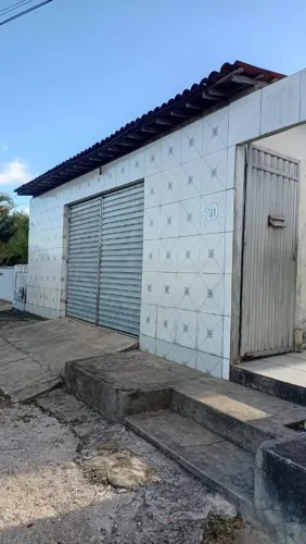 Vende-se casa 