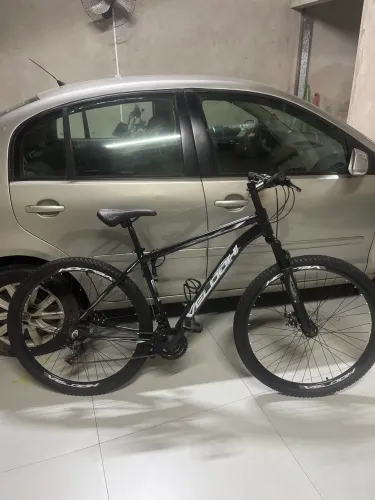 Bicicleta semi-usada