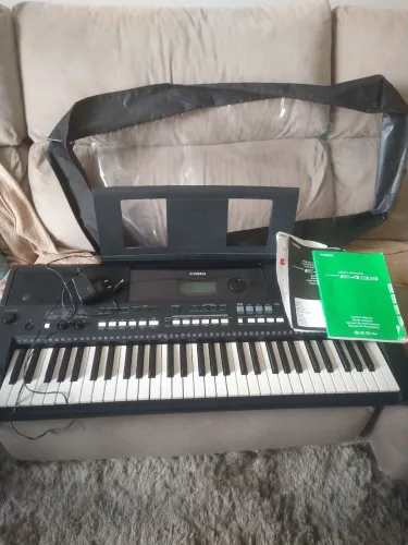 Teclado Yamaha arranjador e433