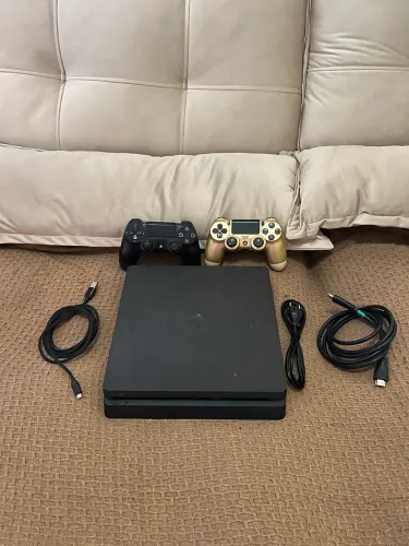 Playstation 4 Slim 1TB