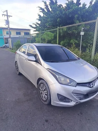 Hyundai HB20S C.plus/c.style1.0 Flex 12V Mec. 4P 2015
