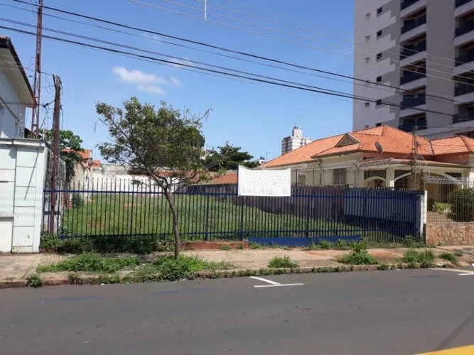 Terreno comercial para locação ou venda no bairro Centro