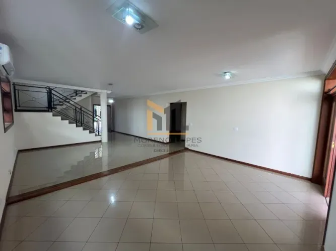 Sobrado à Venda e Para Locação-4 Dormitórios-Condomínio Tivoli-Parque Campolim
