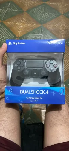Controle PlayStation 4 novo.