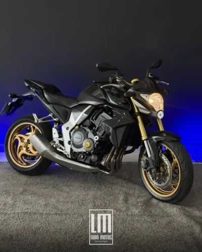 HONDA CB 1000 R