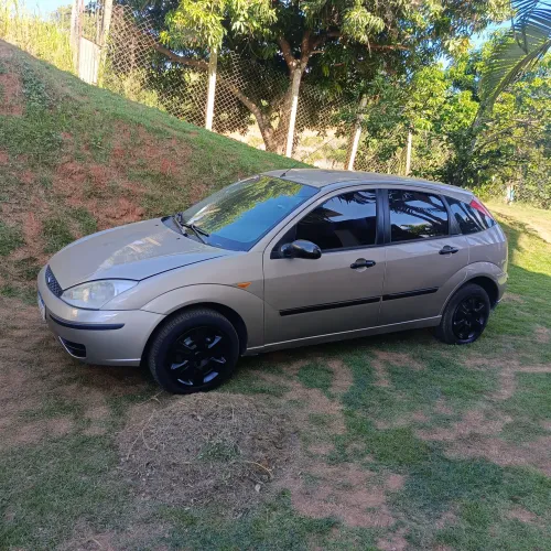 Ford Focus 1.6 S/se/se Plus Flex 8v/16v 5P 2005