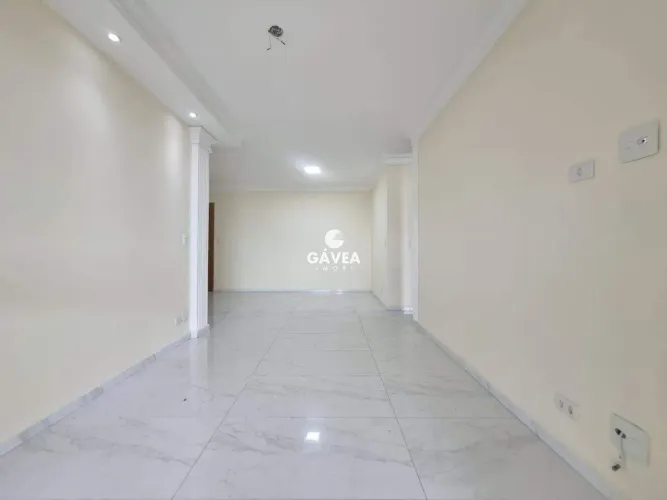 Apartamento à venda no Aviação em Praia Grande.