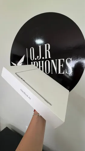 MacBook M5 